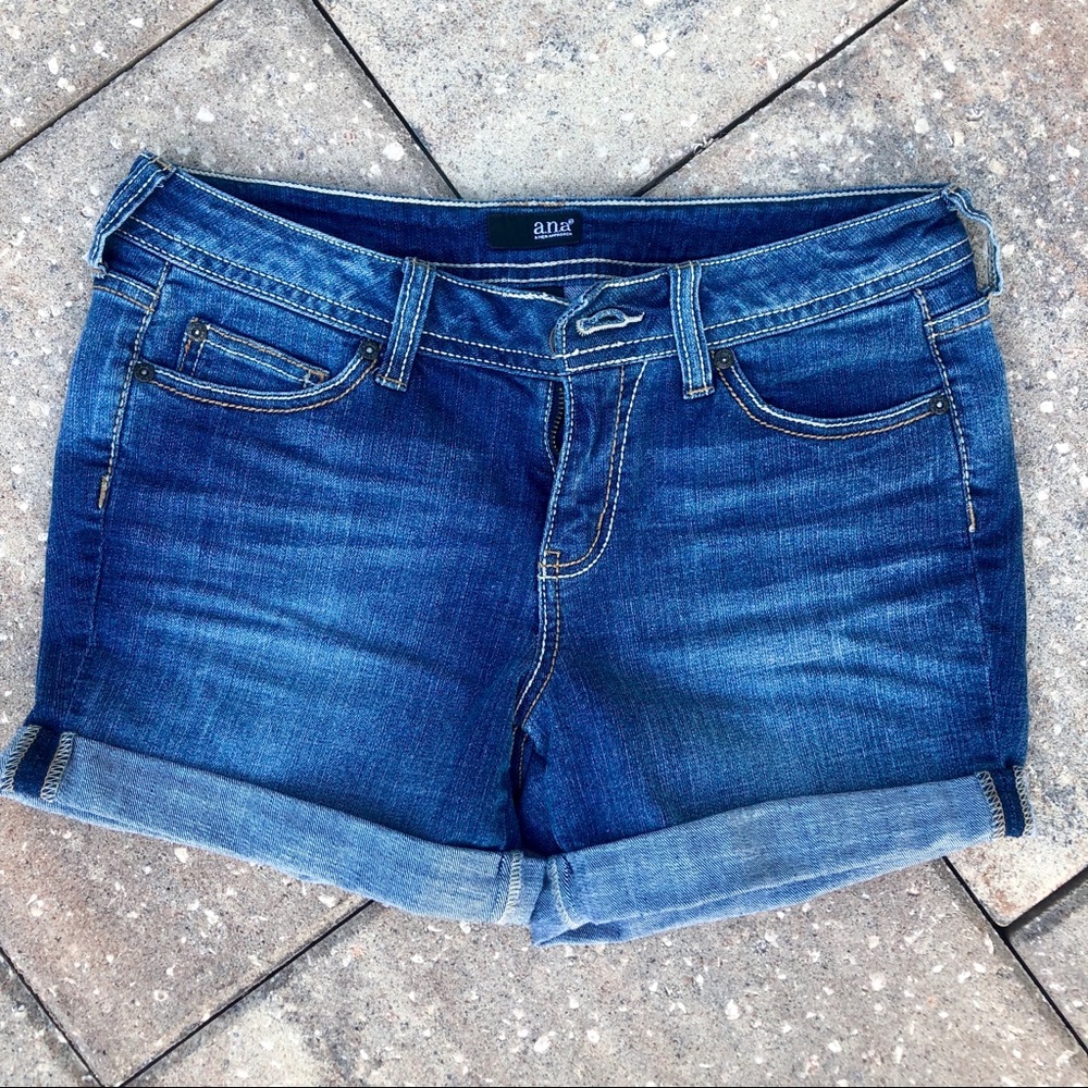 a.n.a. Denim blue jean short cuffed